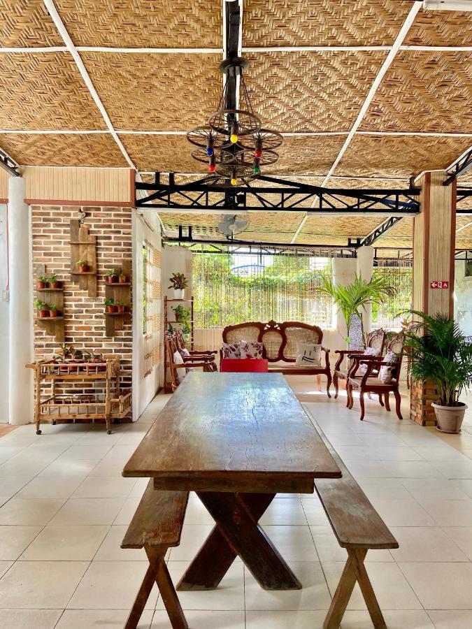 Balai Tinay Guesthouse Legazpi Zewnętrze zdjęcie