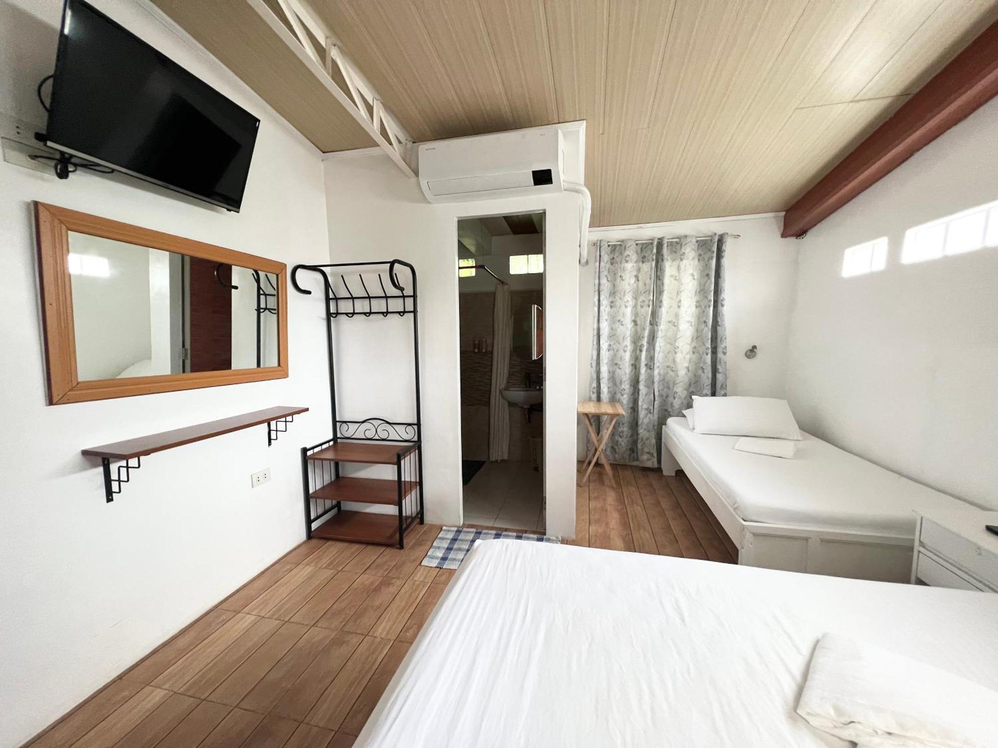 Balai Tinay Guesthouse Legazpi Zewnętrze zdjęcie