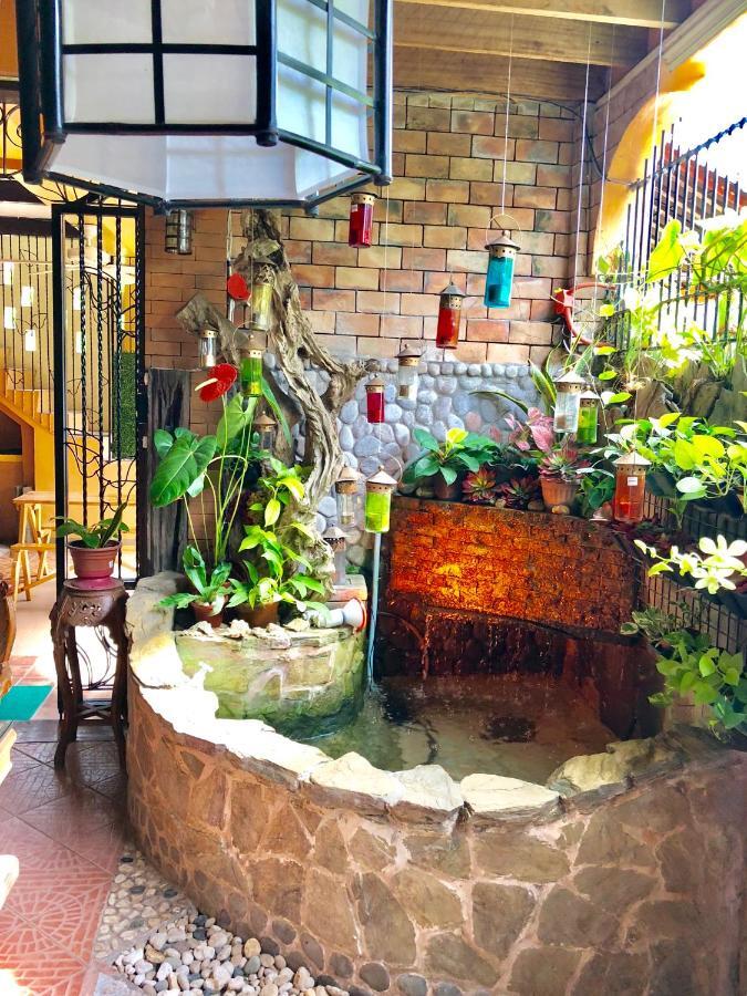 Balai Tinay Guesthouse Legazpi Zewnętrze zdjęcie